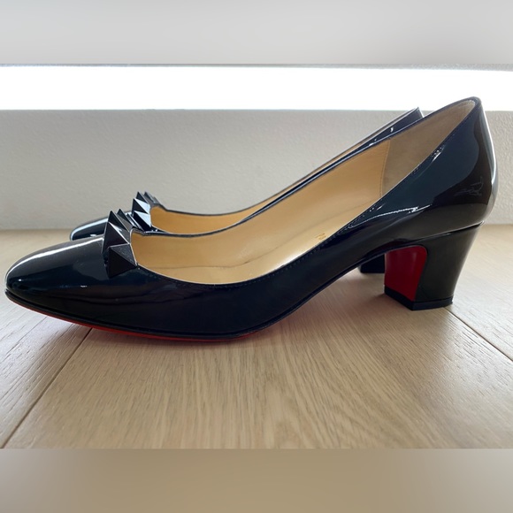 Christian Louboutin Patent Block Heel Red Sole Chunky Pump w/ Spikes Size 9.5 - Picture 8 of 9